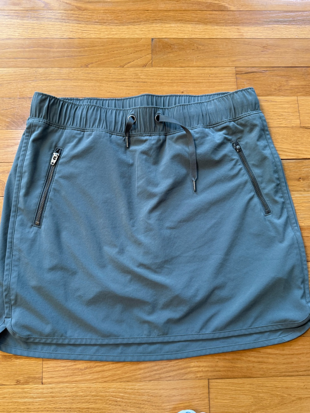 Athleta Slate Blue Active Skirt with Zipper Pockets